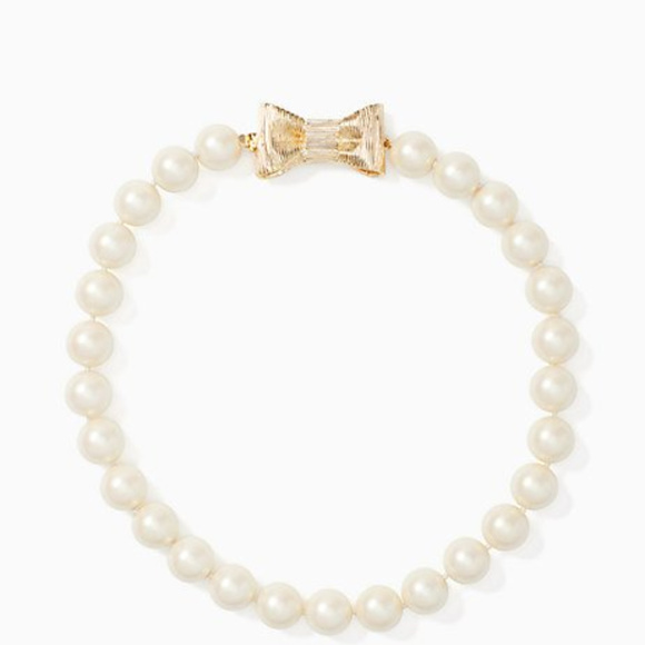 kate spade Jewelry - Kate Spade All Wrapped Up Pearls Bow Necklace
